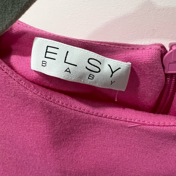 Pink ruffle dress for your sweet Valentine 💘 well made Italian brand & style - Picture 3 of 6